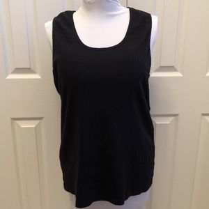 Ribbed tank